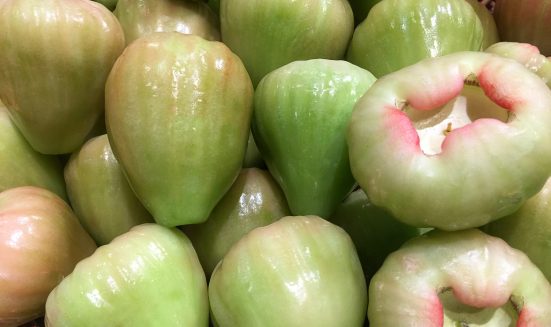 green-rose-apples